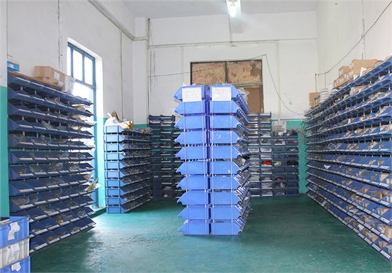 【北崎電器】材料倉庫